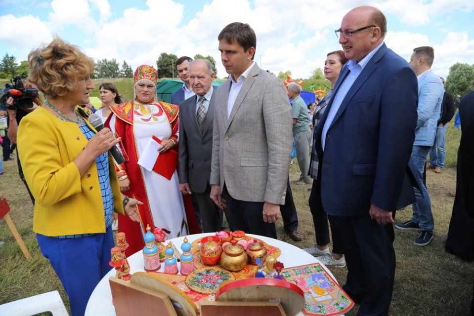Губернатор поздравил амчан с Днем района