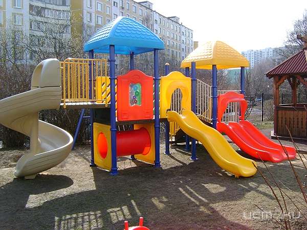 Для установки детских площадок и игрового оборудования теперь потребуется согласие общего собрания собственников близлежащих домов Для установки детских площадок и игрового оборудования теперь потребуется согласие общего собрания собственников близлежащих домов