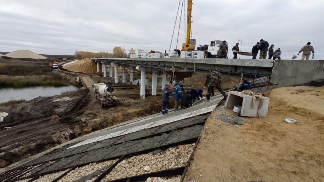 В Орловской области заканчивают ремонтировать мост через Сосну