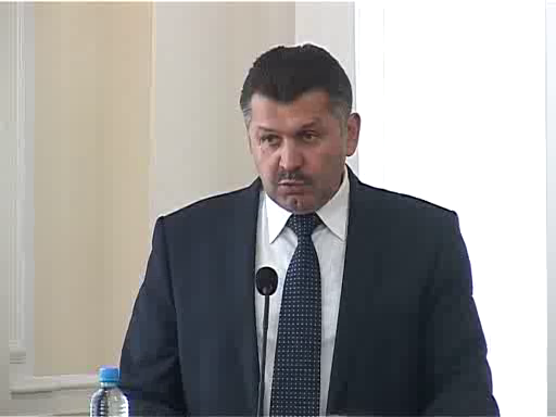 Губернатор заподозрил чиновников в саботаже Губернатор заподозрил чиновников в саботаже