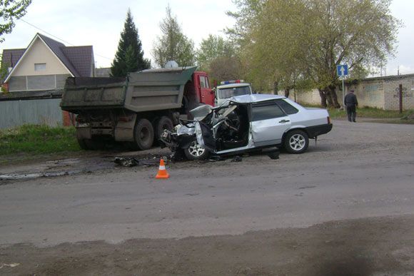 Столкновение двух автомобилей в Орловском районе Столкновение двух автомобилей в Орловском районе