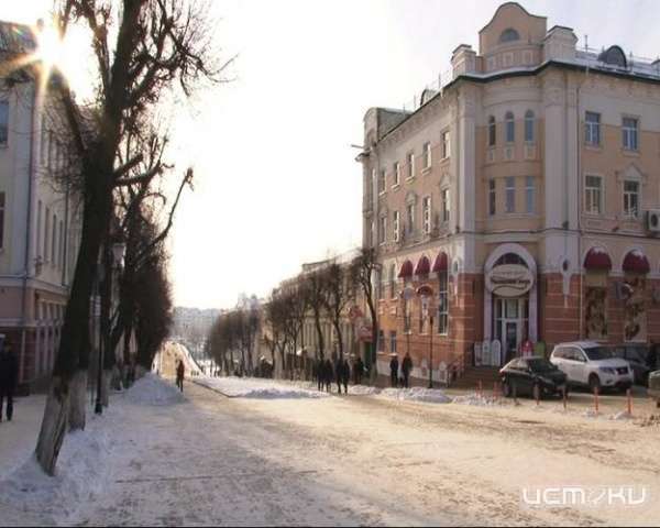 Что будет с отваливающейся плиткой на главной улице Орла Что будет с отваливающейся плиткой на главной улице Орла