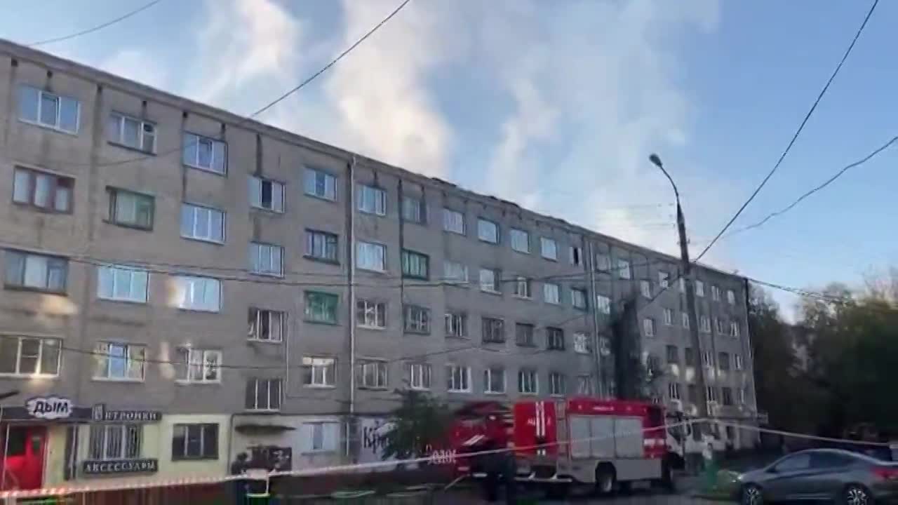 Погорельцев домов, пострадавших от пожара во Мценске, разместили в  эвакопунктах | 08.10.2021 | Орел - БезФормата