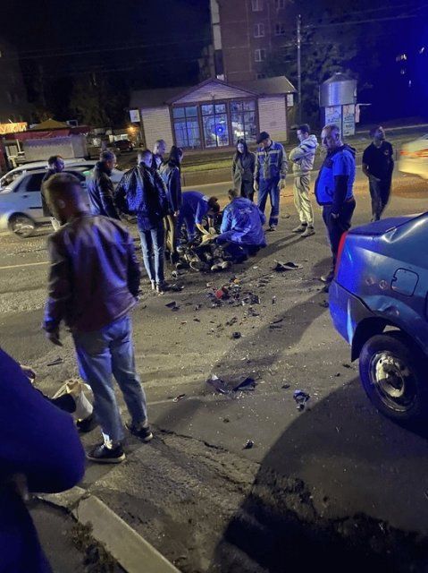 В Орле пьяный водитель на "Рено" насмерть сбил мотоциклиста