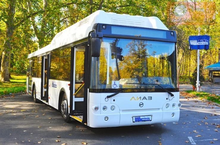 Пост стал, пост принял: в Орле на смену старому транспорту пришли новые автобусы "ЛиАЗ"
