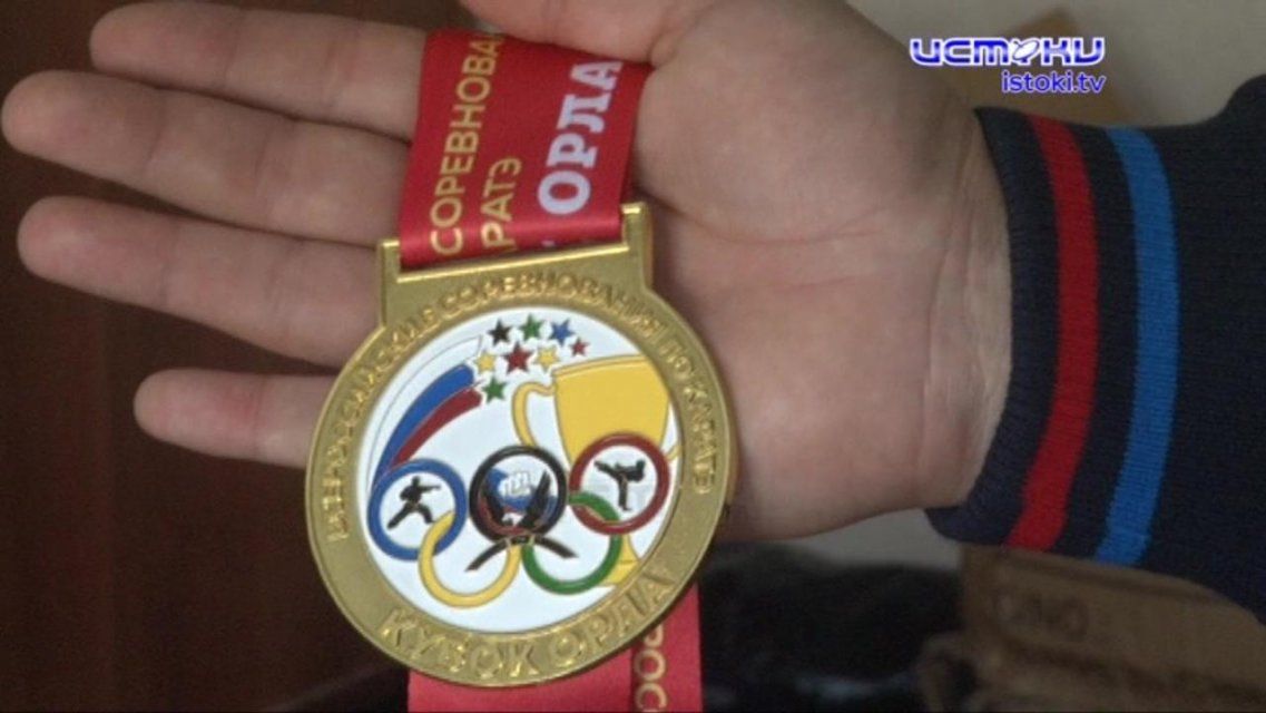 Медали из Китая прибыли: каратисты готовятся к Кубку Орла
