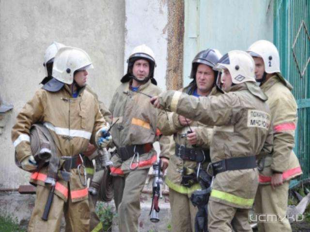 В Орле в многоквартирном доме произошел пожар. Эвакуированы пять человек В Орле в многоквартирном доме произошел пожар. Эвакуированы пять человек