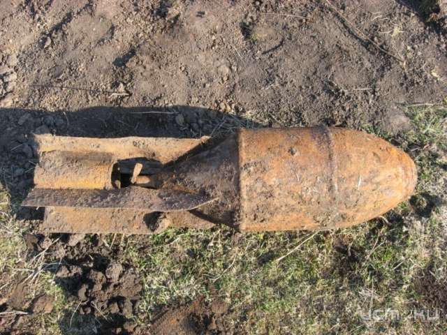 Во Мценском районе нашли авиабомбу Во Мценском районе нашли авиабомбу