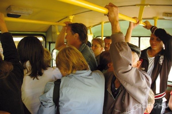 В маршрутках ездить небезопасно В маршрутках ездить небезопасно