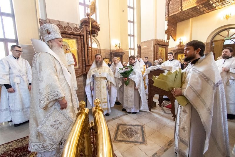 Святейший Патриарх Кирилл поздравил митрополита Орловского и Болховского Тихона с днём рождения