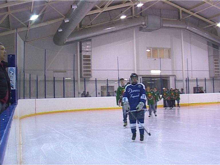 Во Мценске стартовал хоккейный международный турнир Во Мценске стартовал хоккейный международный турнир