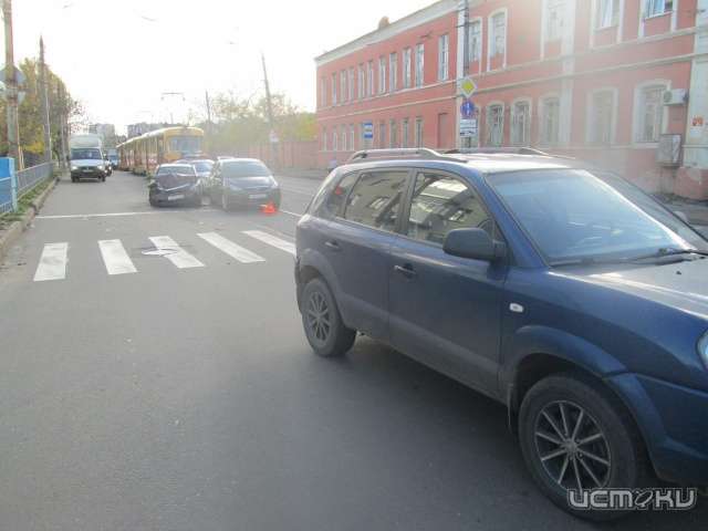В Орле джип «Грейт Волл» не пропустил «Ладу» В Орле джип «Грейт Волл» не пропустил «Ладу»