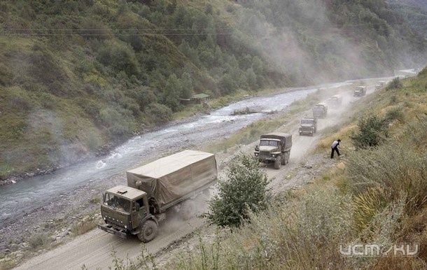 Задержаны чеченские боевики, обстрелявшие орловских полицейских Задержаны чеченские боевики, обстрелявшие орловских полицейских