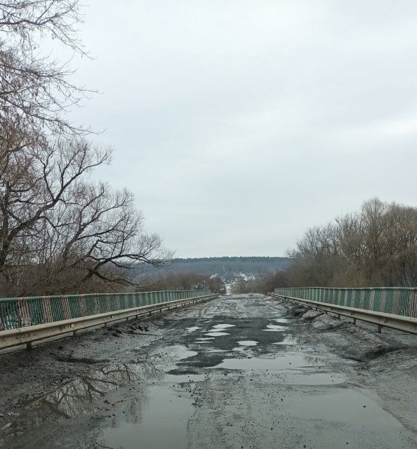 Орловчане шокированы состоянием моста близ Тагино, судьба орловских 