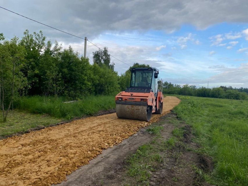 В Орловской области начали ремонтировать дорогу к дому труженицы тыла