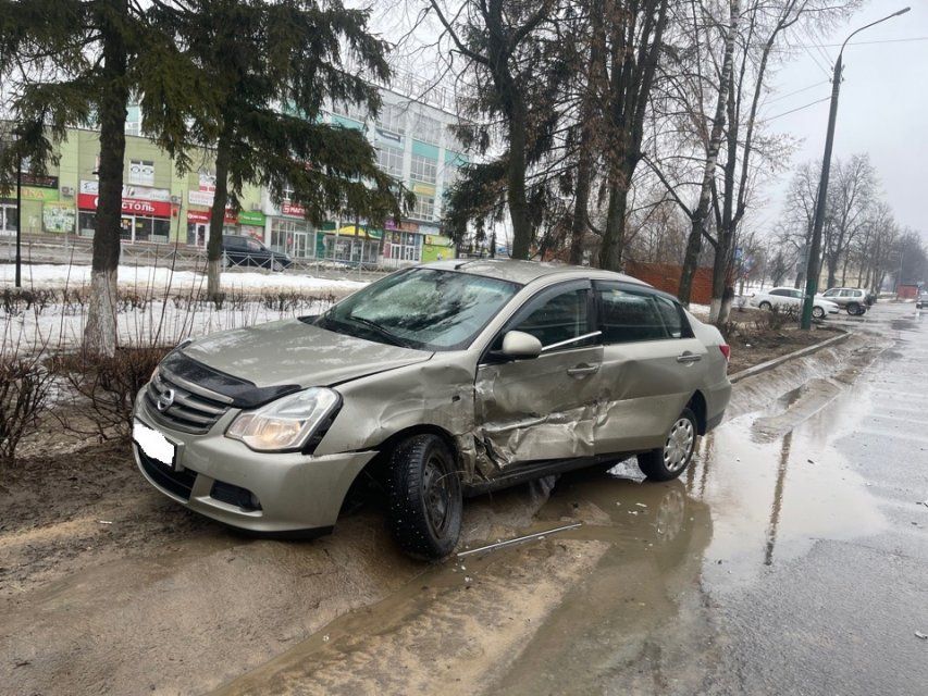 ДТП во Мценске: водитель потерял сознание и выехал на встречку