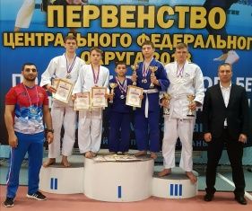 Орловские грэпплеры завоевали десять медалей на первенстве ЦФО
