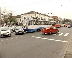 Новости за 90 секунд: в Орловской области будут работать 285 окон МФЦ, 2 орловские школы вошли в топ-500 лучших, а при покупке молочной продукции теперь нужно быть более внимательными