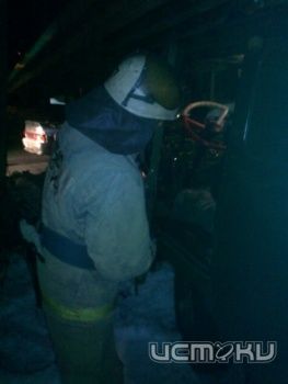 ДТП в Ливнах: УАЗ не разъехался со столбом ДТП в Ливнах: УАЗ не разъехался со столбом