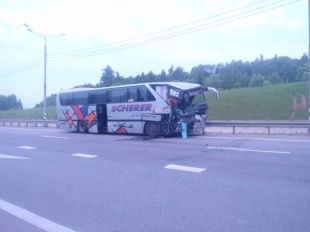 авария мерседес и ока 20.02.2014 авария мерседес и ока 20.02.2014