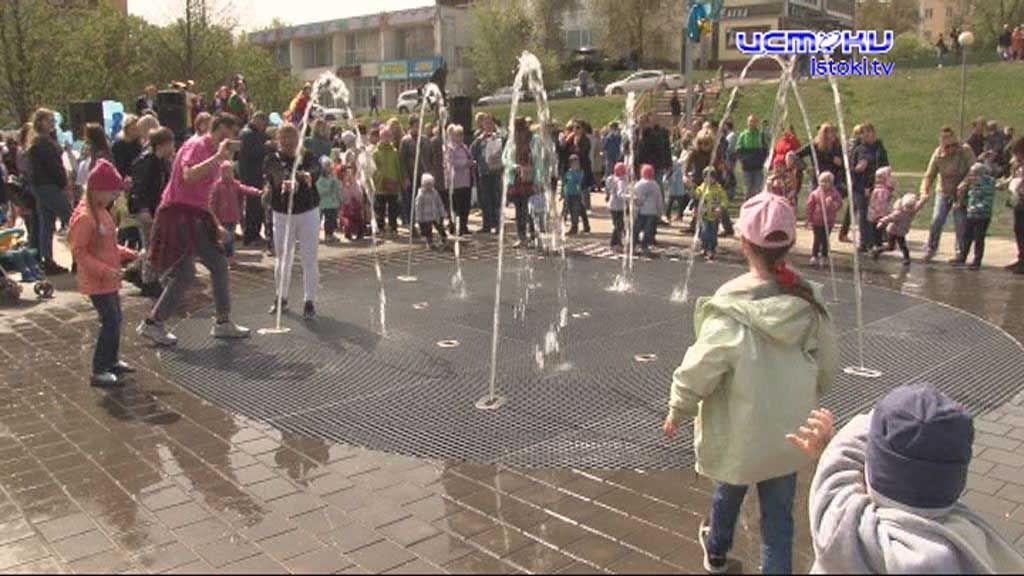 Открытие фонтана в детском парке