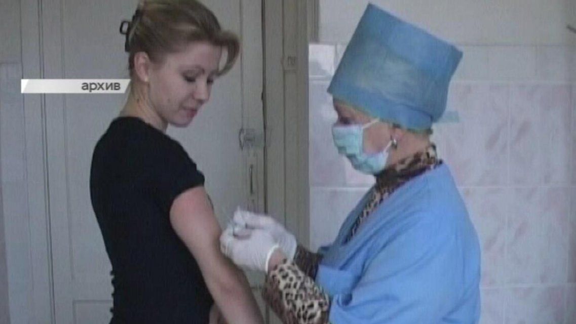 В Орел пока не поступит вакцина, орловчане прививаются от гриппа: традиционный брифинг Ивана Залогина