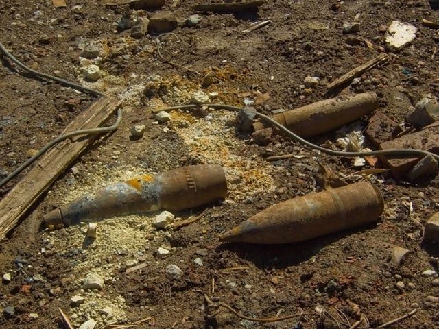 Более 400 взрывоопасных предметов времен ВОВ обезвредили спасатели-взрывники. Что делать, если вы обнаружили опасную находку? Более 400 взрывоопасных предметов времен ВОВ обезвредили спасатели-взрывники. Что делать, если вы обнаружили опасную находку?