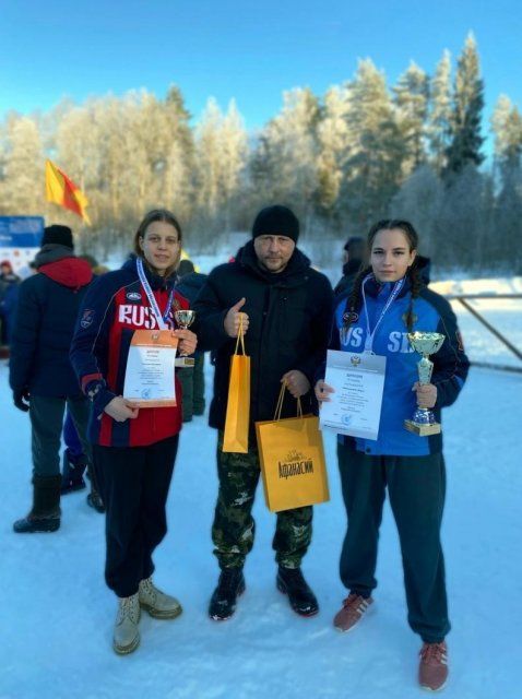 Орловские спортсменки завоевали две медали разного достоинства на чемпионате России по зимнему универсальному бою