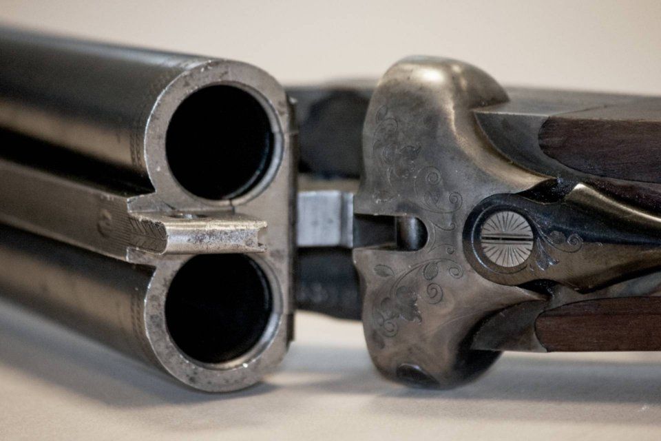 Житель Ливен во время уборки в сарае нашел ружье «Зауэр»