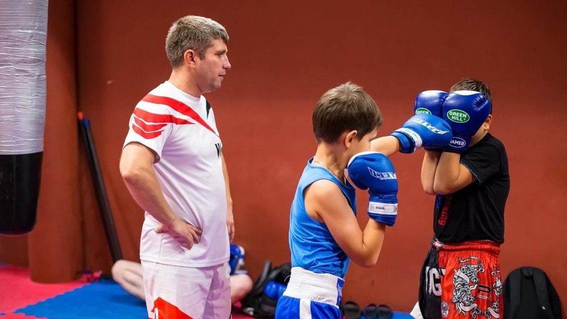 Вместо пивных — в спортзал: орловский тренер призывает к ЗОЖ
