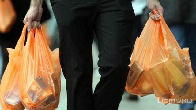 Орловчанин забрался в дом пенсионера и вынес оттуда продукты и алкоголь Орловчанин забрался в дом пенсионера и вынес оттуда продукты и алкоголь