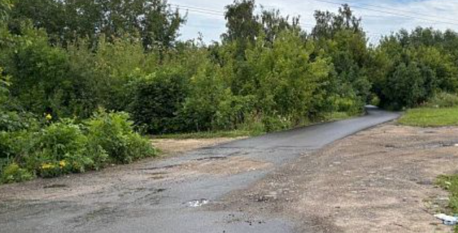 ул. Е. Благининой ремонт дорог Стала известна причина оставления куска плохого асфальта по улице Е. Благининой в Орле