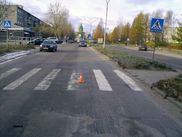 В Орле пьяный водитель наехал на пешехода, шедшего по тротуару В Орле пьяный водитель наехал на пешехода, шедшего по тротуару