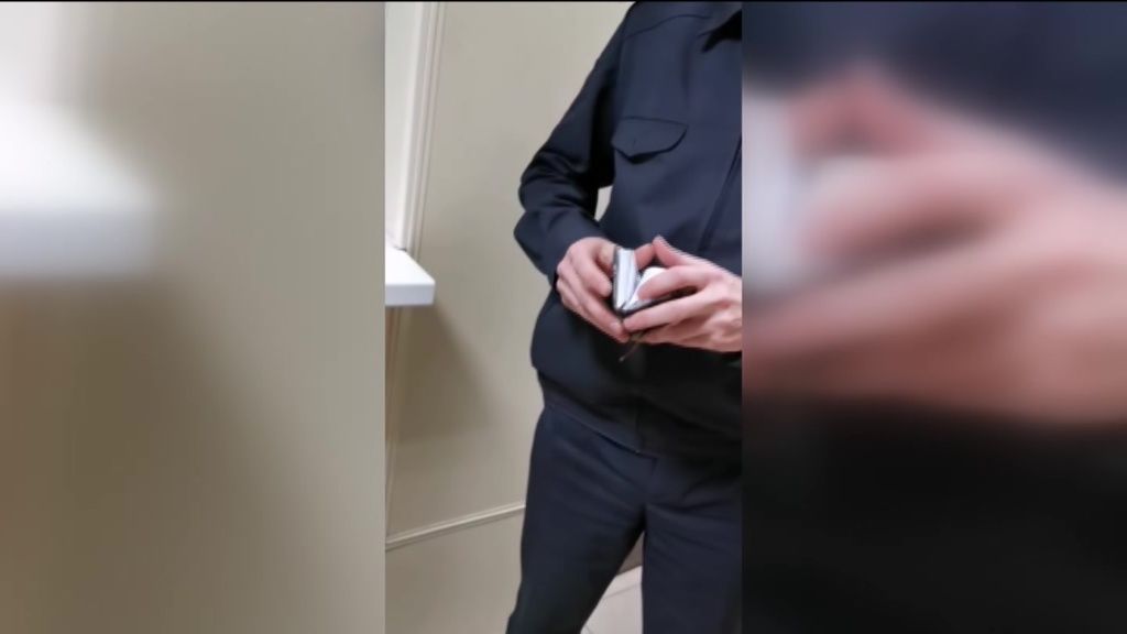 Видео: орловчанин пожаловался на холод в отделении полиции