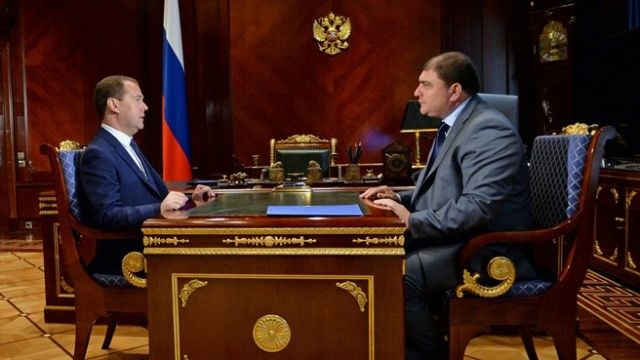 Глава Орловской области Вадим Потомский встретился с Председателем Правительства Российской Федерации Дмитрием Медведевым. Глава Орловской области Вадим Потомский встретился с Председателем Правительства Российской Федерации Дмитрием Медведевым.