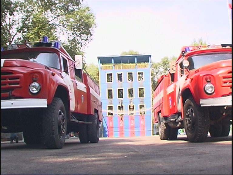 пожарные состязаются пожарные состязаются