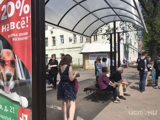 В Орле появилось пять новых остановочных павильонов В Орле появилось пять новых остановочных павильонов