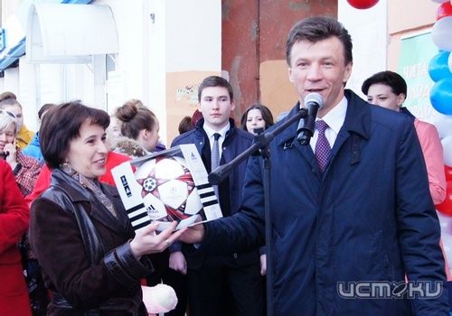Два в одном : чтение и спорт Два в одном : чтение и спорт