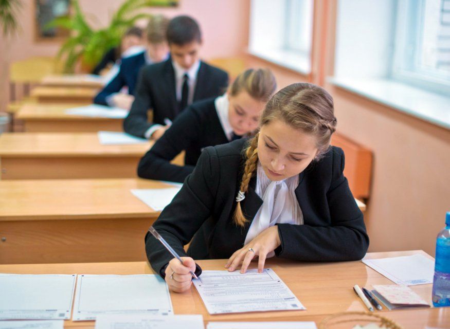 Около 10,5 тысяч выпускников орловских школ примут участие в государственной итоговой аттестации в этом году