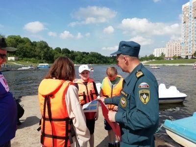 МЧС России по Орловской области проводят профилактические рейды по водоемам региона, чтобы не допустить гибели людей