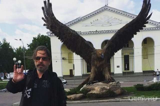 Лидера группы «Коррозия металла» Сергея Троицкого в Орле будут судить за экстремизм Лидера группы «Коррозия металла» Сергея Троицкого в Орле будут судить за экстремизм