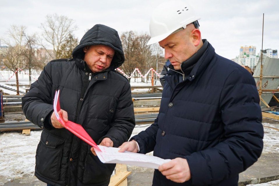 Юрий Парахин уверен, что Красный мост сдадут в срок