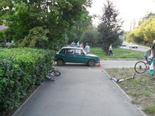 В Орле водитель "ВАЗа" сбил 10-летнего мальчика В Орле водитель "ВАЗа" сбил 10-летнего мальчика