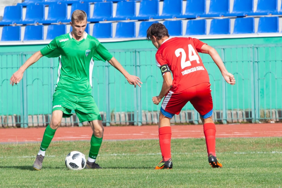 Орловские футболисты вничью сыграли с командой из Тамбова