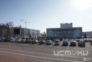 Внимание! Женщины за рулем! Внимание! Женщины за рулем!