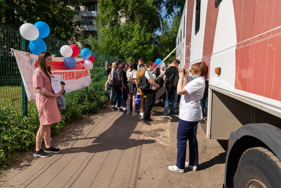 Орловские студенты стали донорами крови