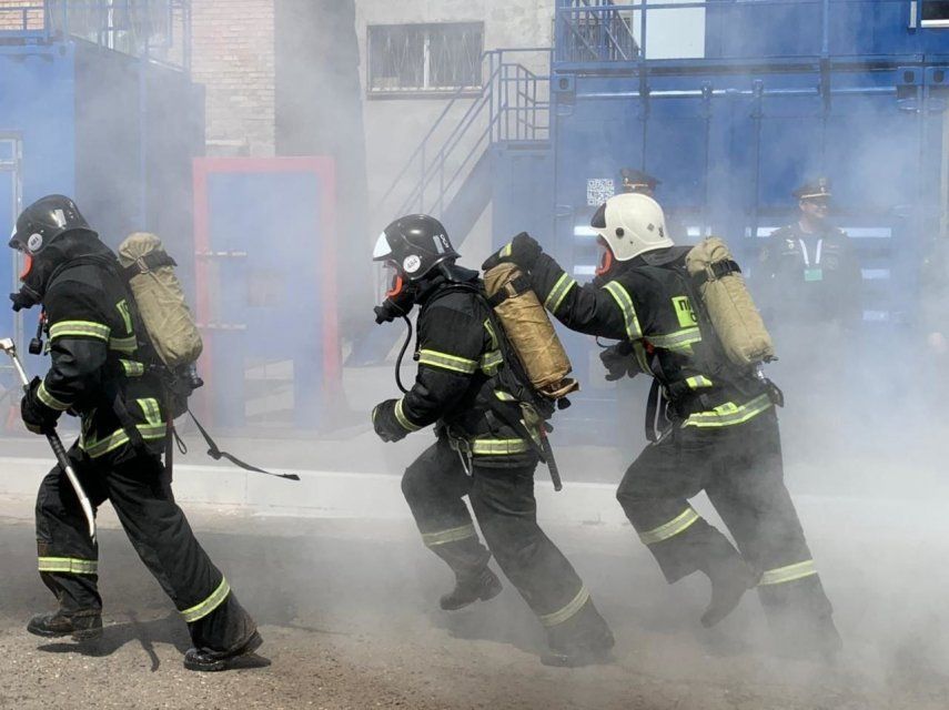 30 апреля свой профессиональный праздник отметила пожарная охрана. О работе людей, которые каждый день рискуют своей жизнью, расскажем