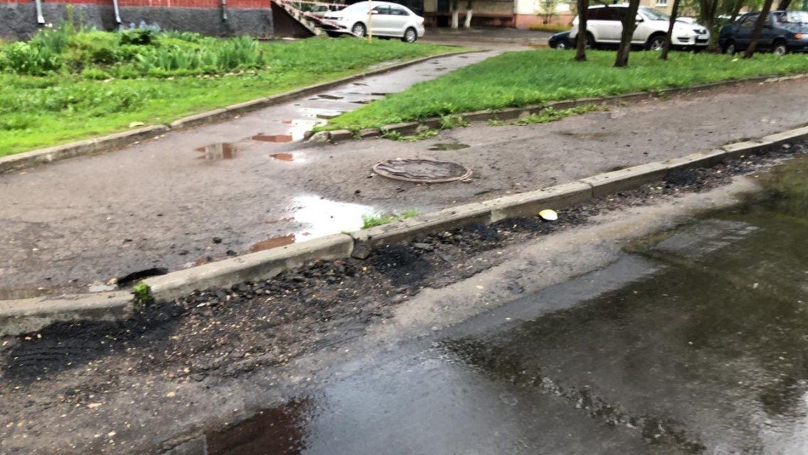 Орловчане с Новосильской улицы недовольны дорожным ремонтом