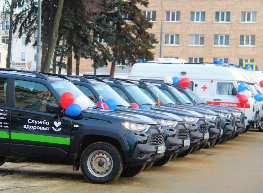 В Орловской области поликлиники и больницы получат новые автомобили