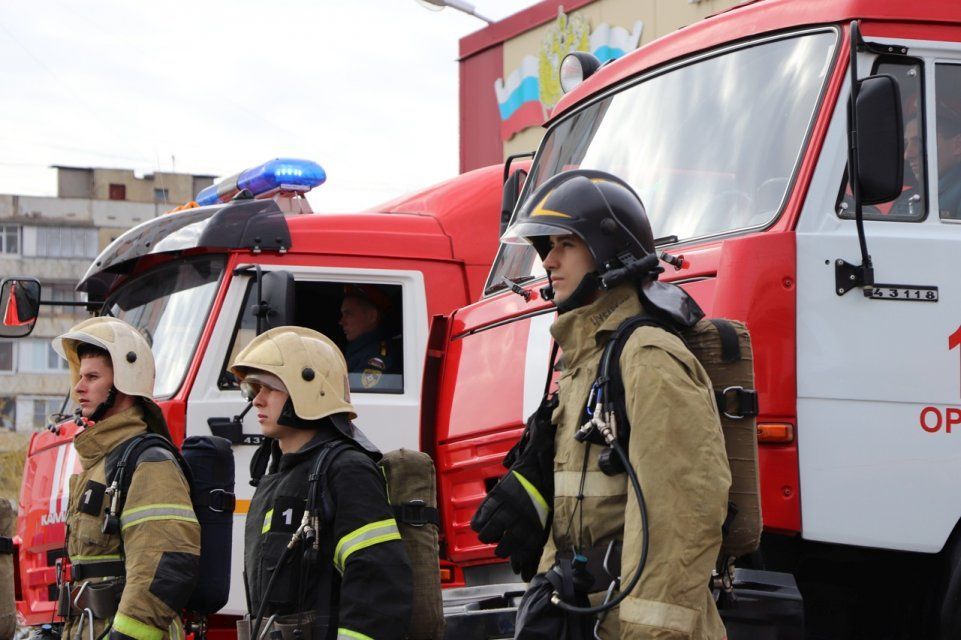 В праздничные дни орловские сотрудники МЧС России несут службу в усиленном режиме